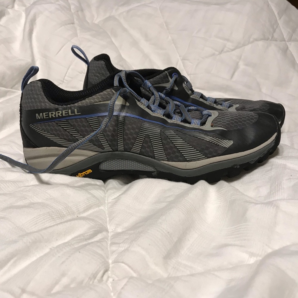 Woman’s shoes